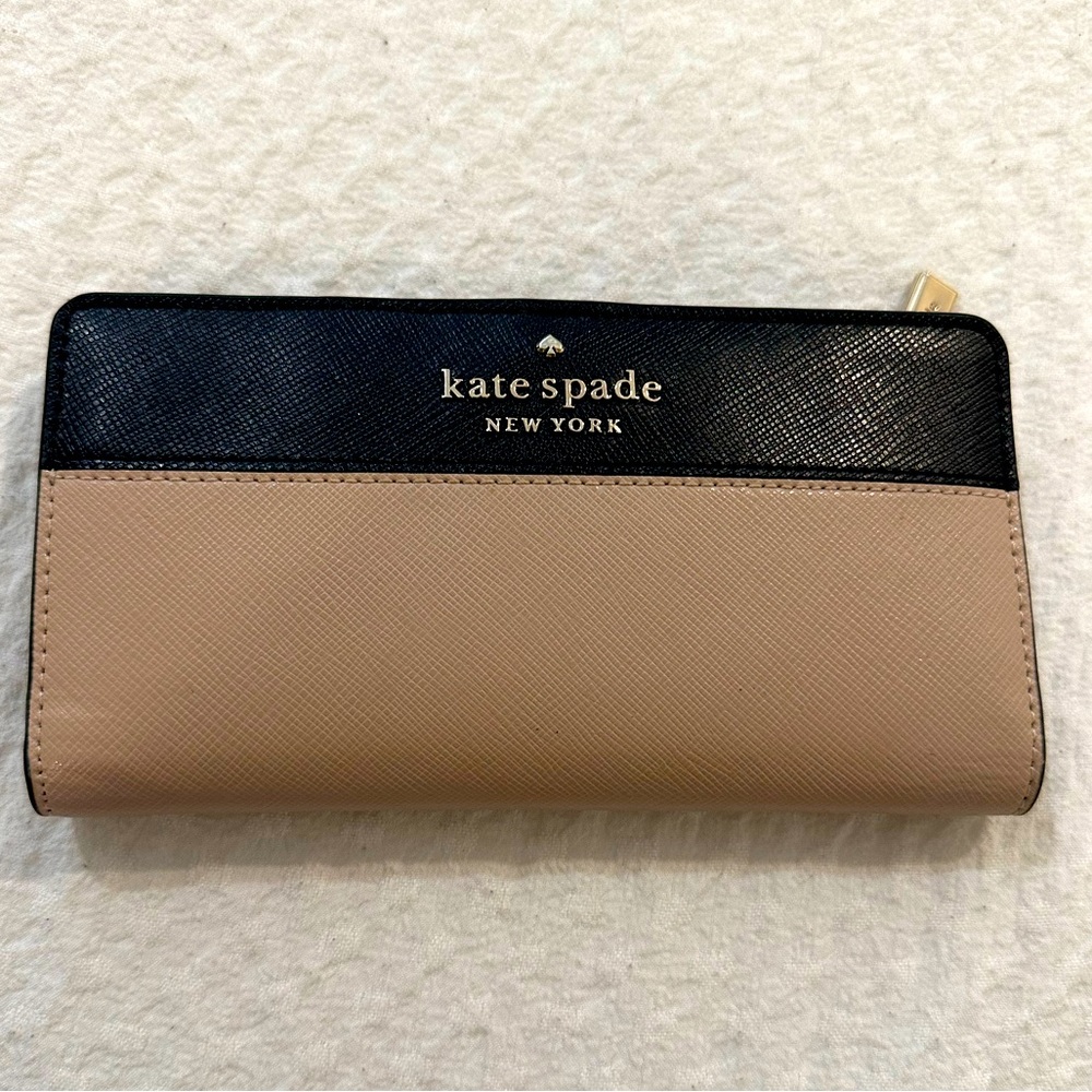 Kate Spade Wallet / Brand new